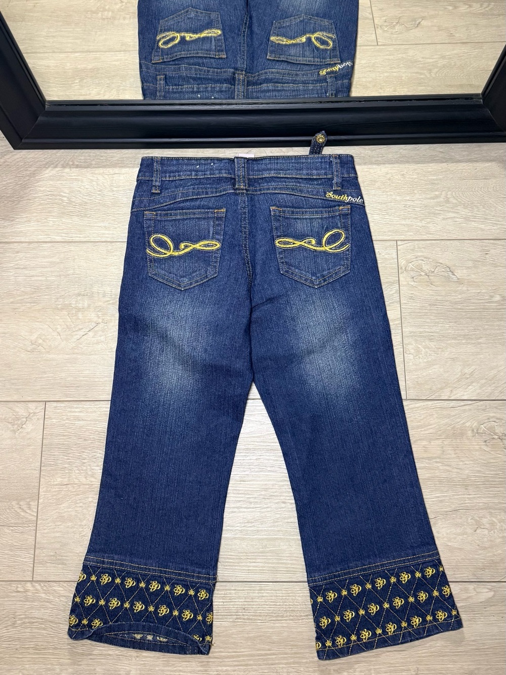 Y2K 2000s Girls Southpole Gold Embroidered ‘SP’ On Cuff Jeans